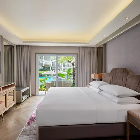 Sheraton Bandung Hotel & Towers Exterior photo