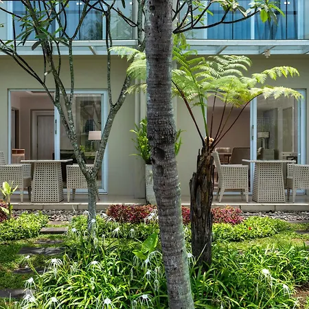 Sheraton Bandung Hotel & Towers Exterior photo