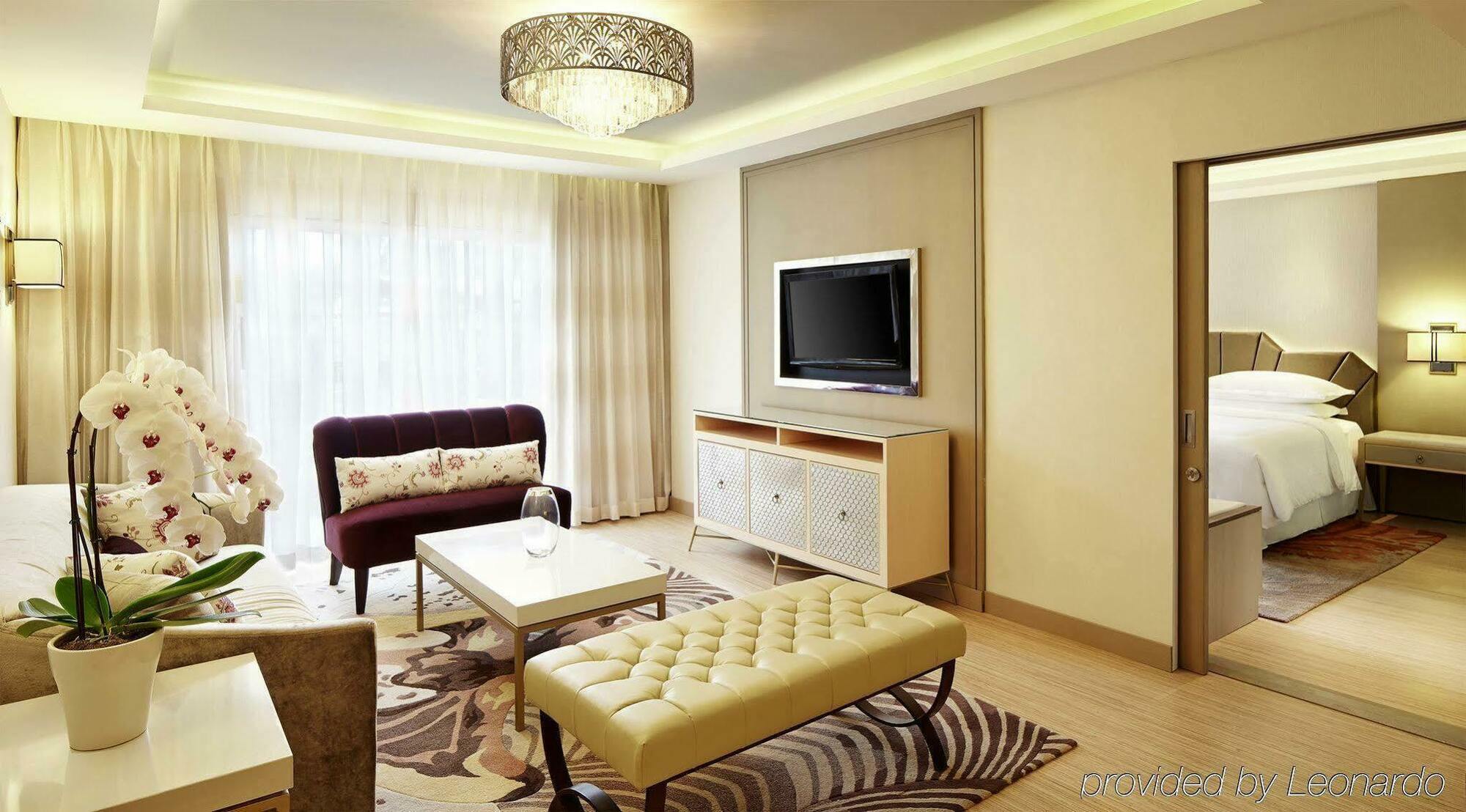 Sheraton Hotel&towers Hotel 5*